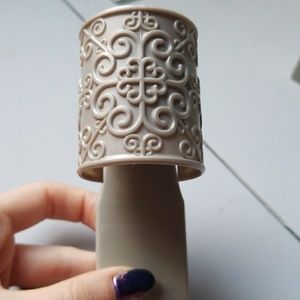 Gray Bath & Body Works Wallflower